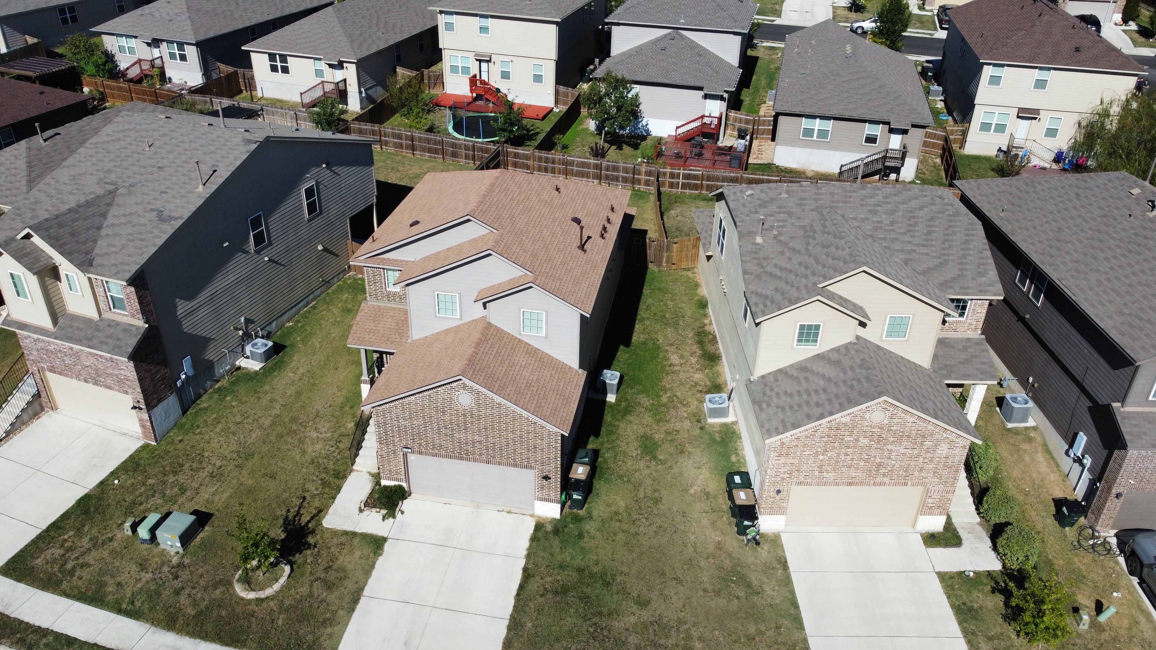 Roofing services in Kyle, TX